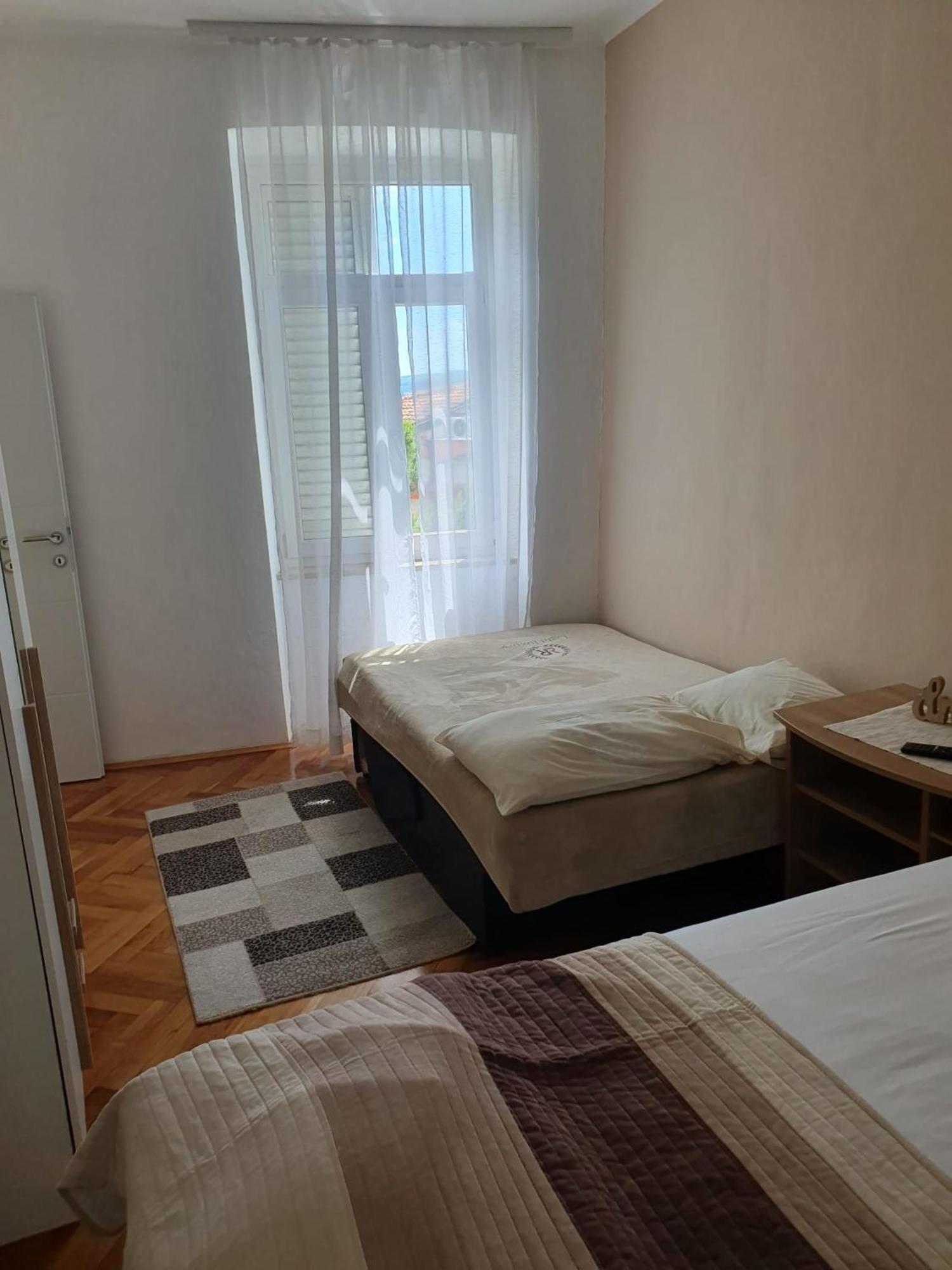Apartment Sandra 2+2 *** Crikvenica Eksteriør bilde