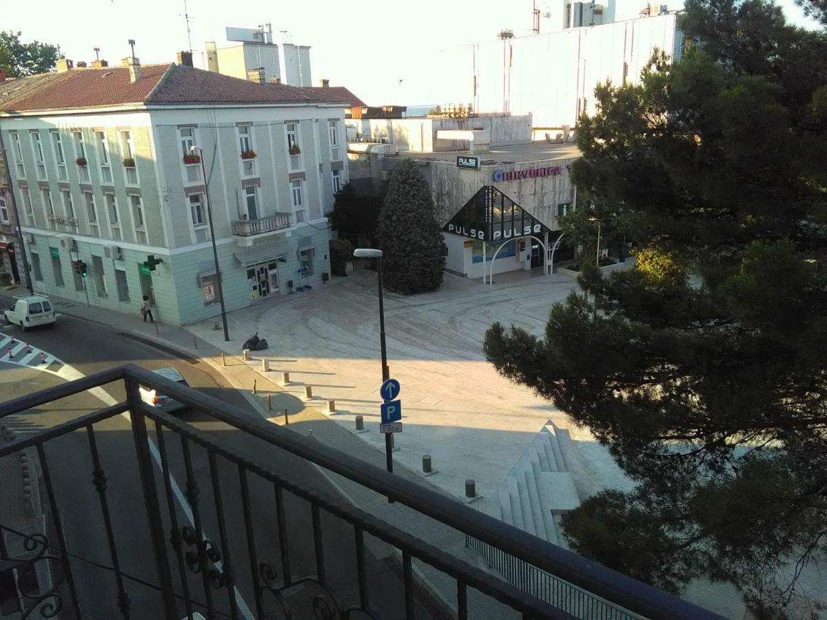 Apartment Sandra 2+2 *** Crikvenica Eksteriør bilde