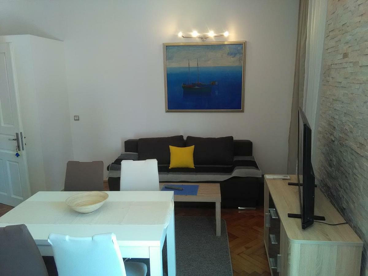 Apartment Sandra 2+2 *** Crikvenica Eksteriør bilde