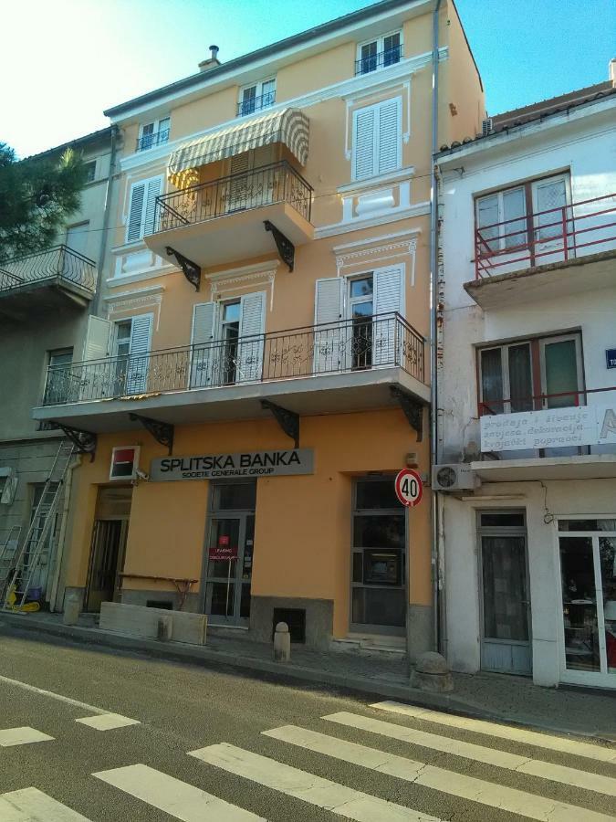 Apartment Sandra 2+2 *** Crikvenica Eksteriør bilde