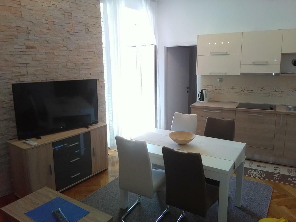Apartment Sandra 2+2 *** Crikvenica Eksteriør bilde