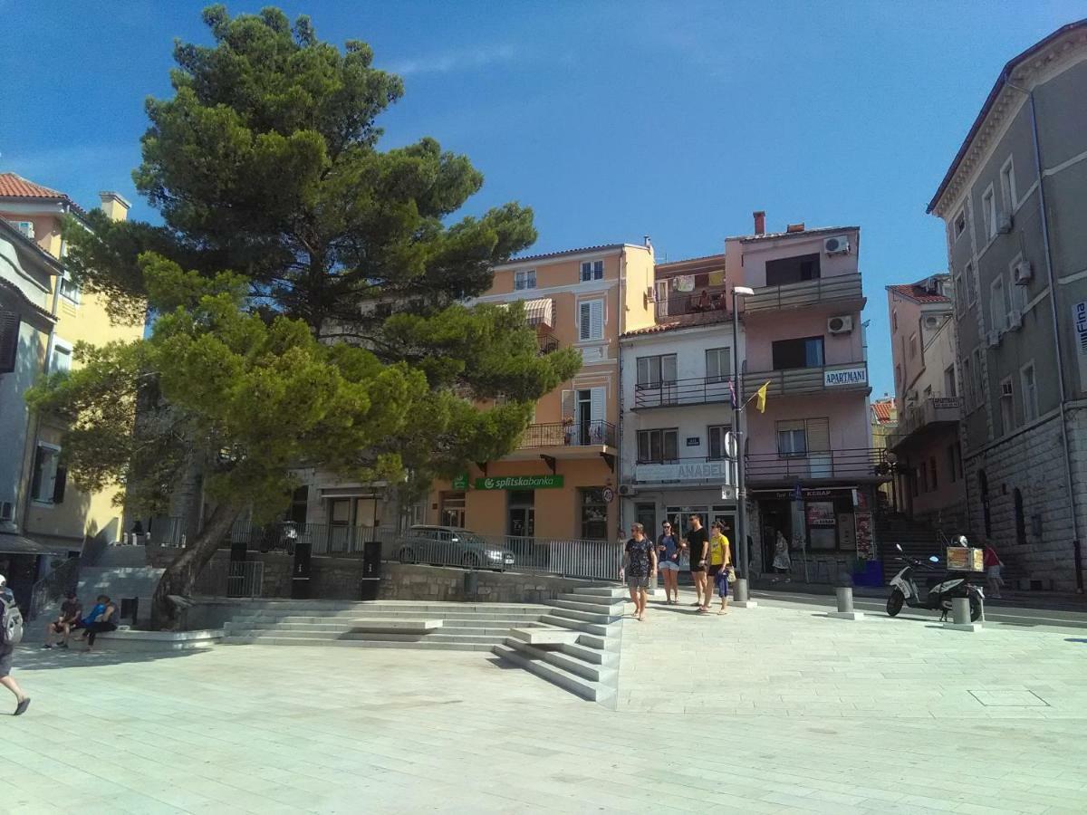Apartment Sandra 2+2 *** Crikvenica Eksteriør bilde