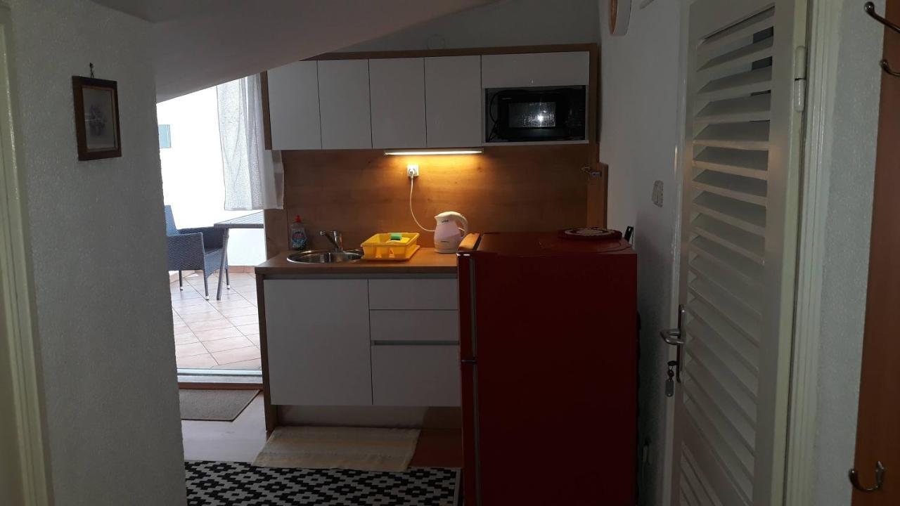 Apartment Sandra 2+2 *** Crikvenica Eksteriør bilde